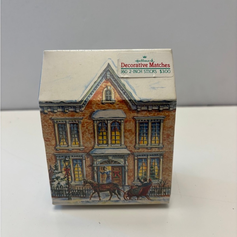 NEW Hallmark Decorative matches 160 2-inch sticks